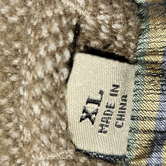 2009. Vertical by Robert Comstock. Merino Wool. Full-zip jacket. Men's size XL - Picture 3 of 16